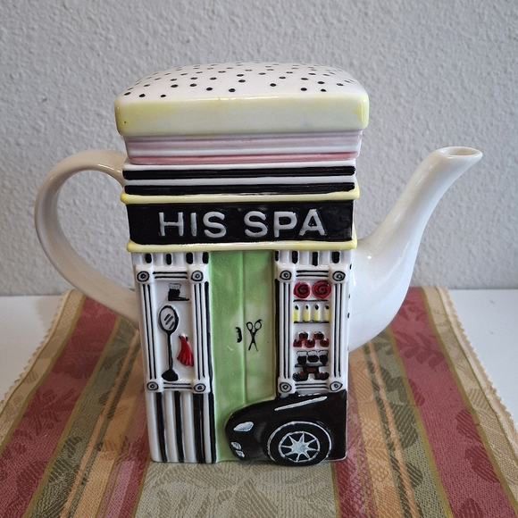The Hain Celestial Group Vintage Handpainted Collectors Teapot His & Her Spa - Picture 2 of 9